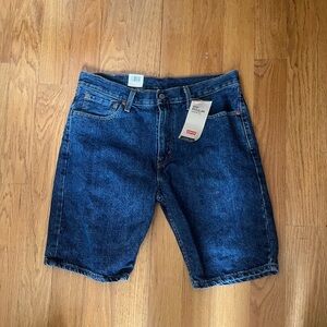NWT Levi’s Men’s 505 regular denim shorts size 32